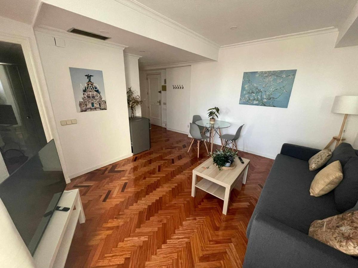 Apartamento Con Terraza Y Vistas Alcalaretiro Мадрид Экстерьер фото